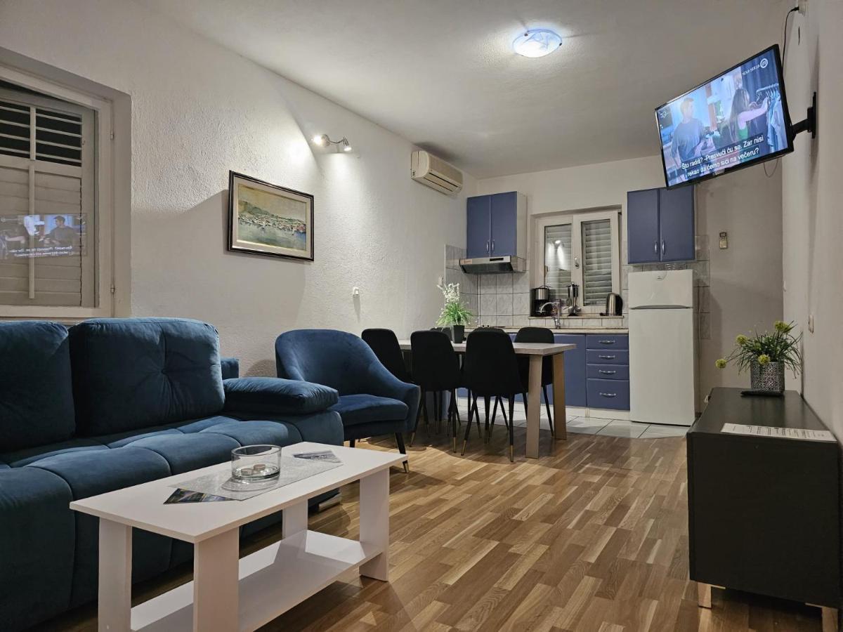 לוקבה Beach Apartments Mika מראה חיצוני תמונה